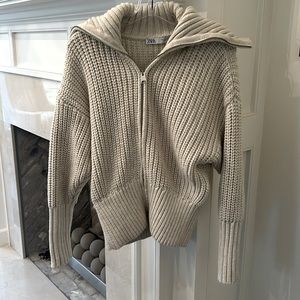 Zara size small zip up cable sweater. Great condition